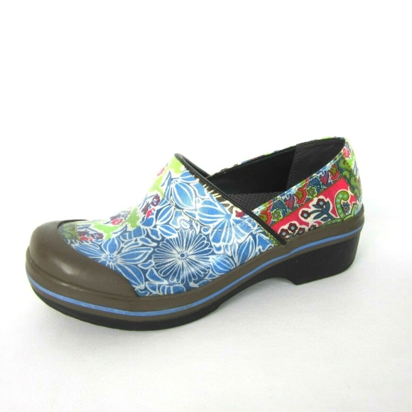 dansko waterproof clogs